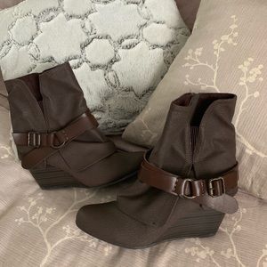 Brown ankle boots